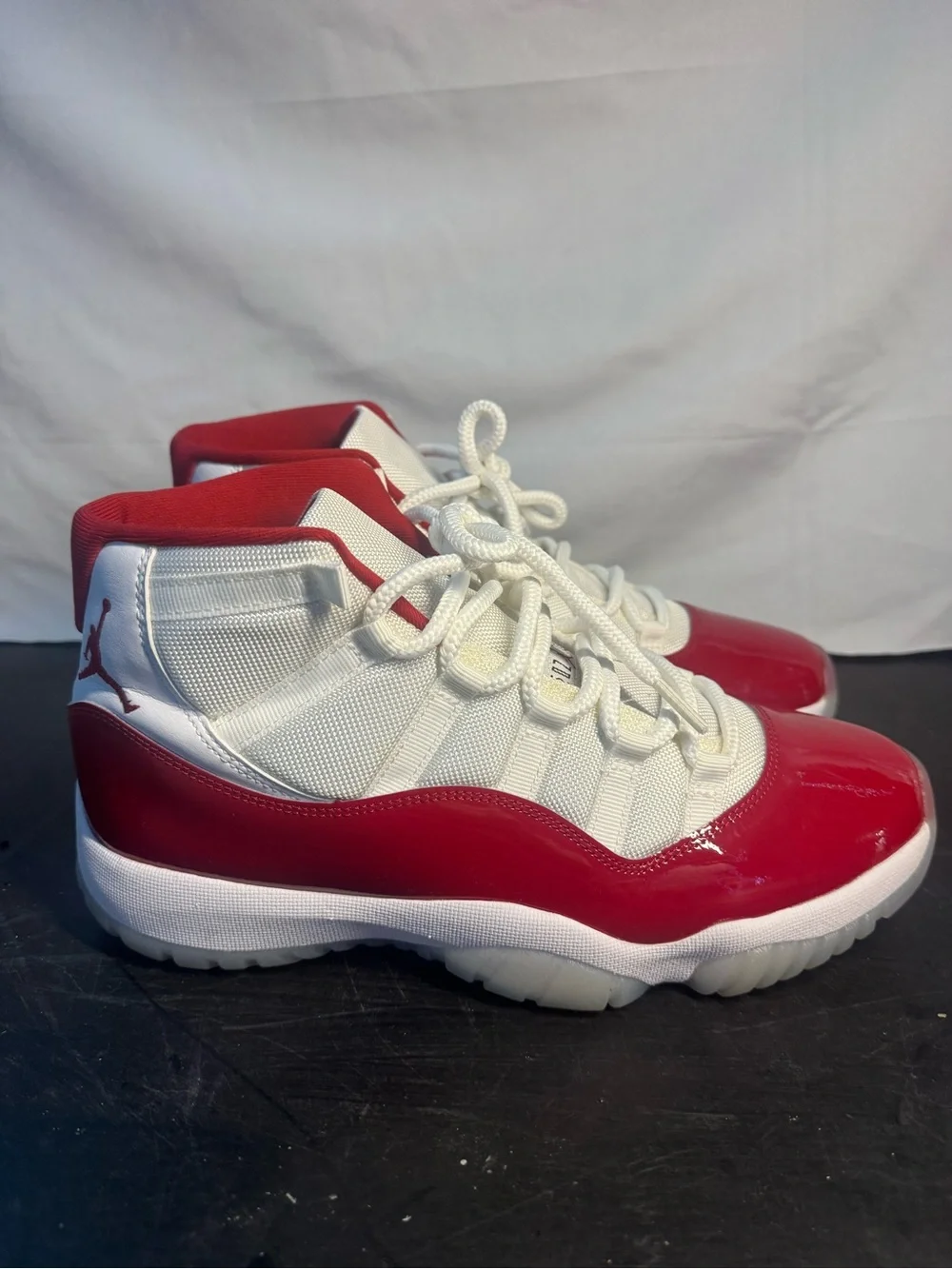 Jordan Retro 11 High-Top Sneakers - White/Red